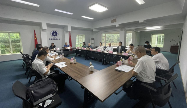 省紀(jì)委監(jiān)委、省政府督查室、省委依法治省辦、省司法廳聯(lián)合調(diào)研組蒞臨省律師協(xié)會(huì)開展行政訴訟案件敗訴情況調(diào)研