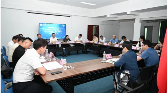 “兩?！眲討B(tài)| 海南省律師協會召開第九屆懲戒復查工作專門委員會第一次會議暨崗前培訓會