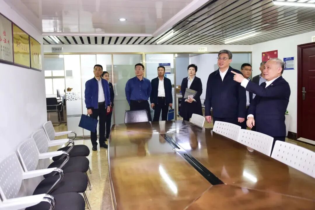 聚焦“兩個覆蓋”集中攻堅！王磊帶隊深入行業(yè)組織調(diào)研→